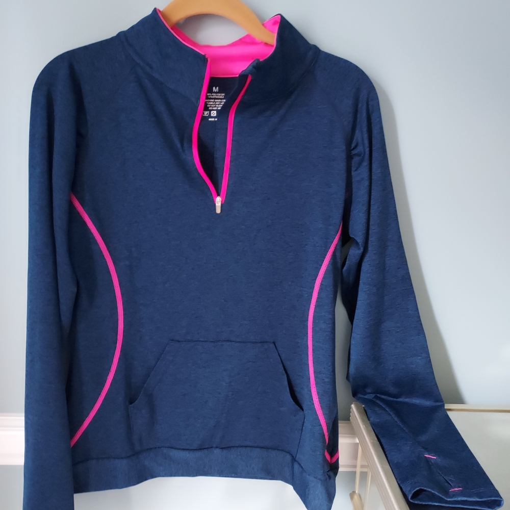 Women's Blue and Pink Activewear Top